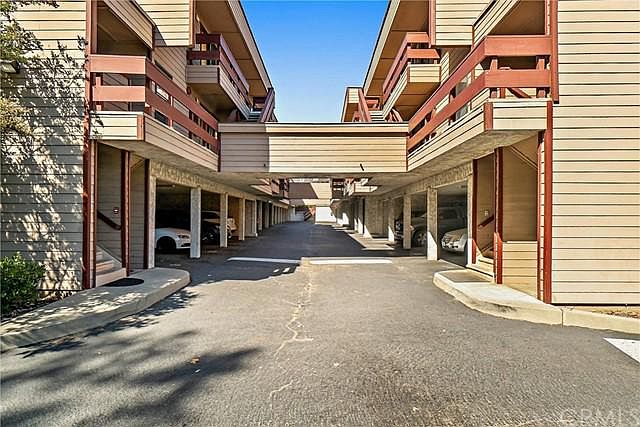 1st image of 680 Chorro St