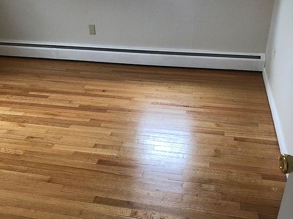 5th image of 72 Cumberland Dr #27