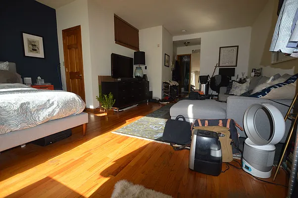 Rented by City Stop Realty | media 5