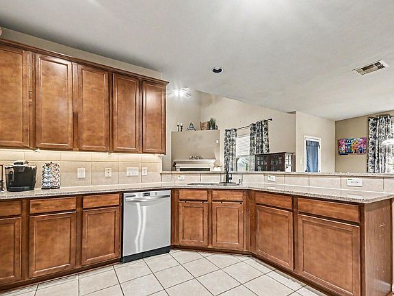 4th image of 4112 S Meridian Greens Dr