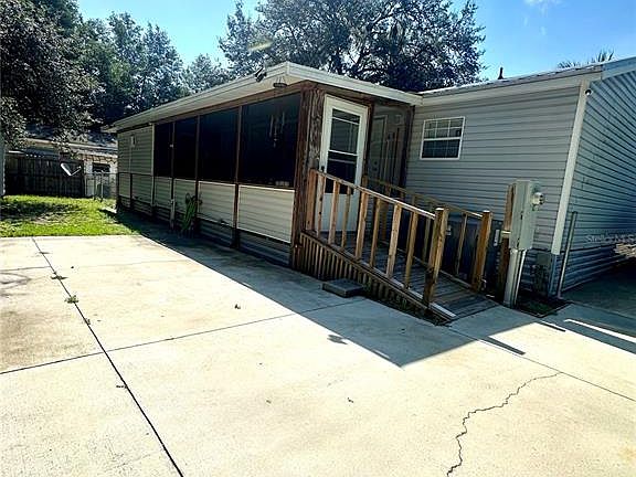 5th image of 202 ASH STREET