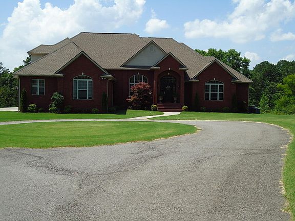 5th image of 3000 Highland Dr