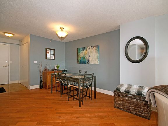5th image of 1250 N Dearborn St APT 19D