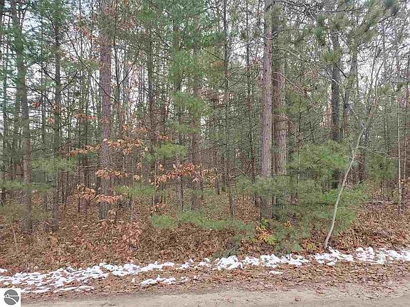 4th image of 2 County Road 612 NE
