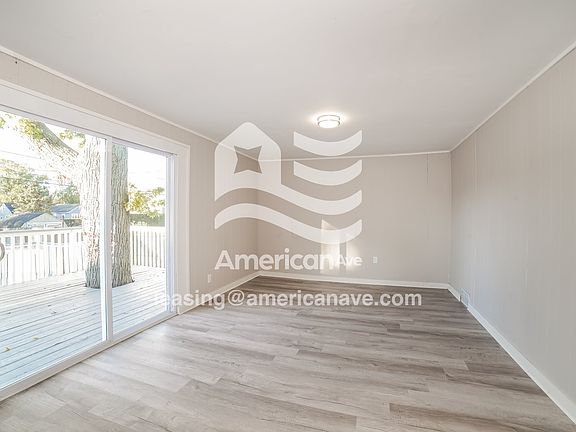 1662090_005_wm_-_dining_room_13251246.jpg