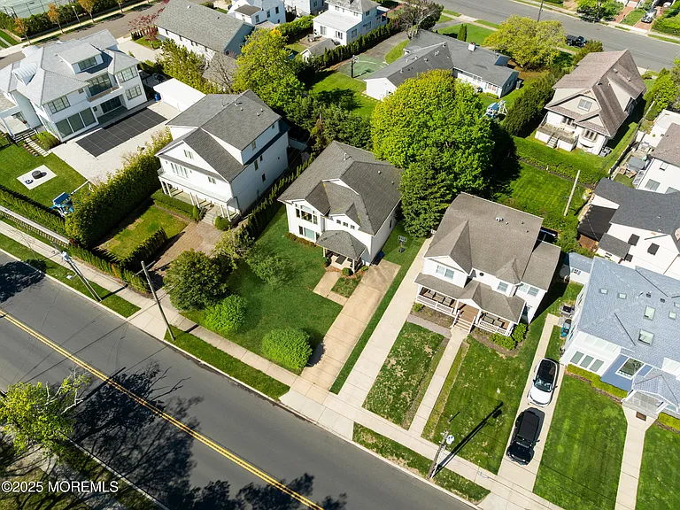 230 Norwood Ave — Photo 41