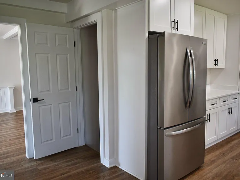 4055 Ringwood Rd — Photo 8