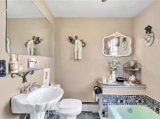 605 Pittsburgh St, Springdale, PA 15144