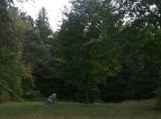 83 Whitney St, Gardner, MA 01440