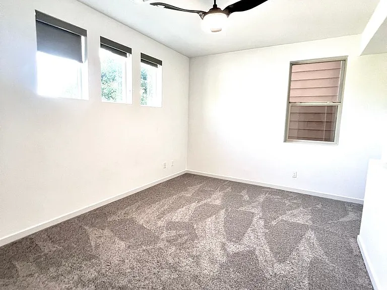 484 Tailoff Ln — Photo 8