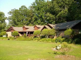 11 County Road 207, Pittsboro, MS 38951