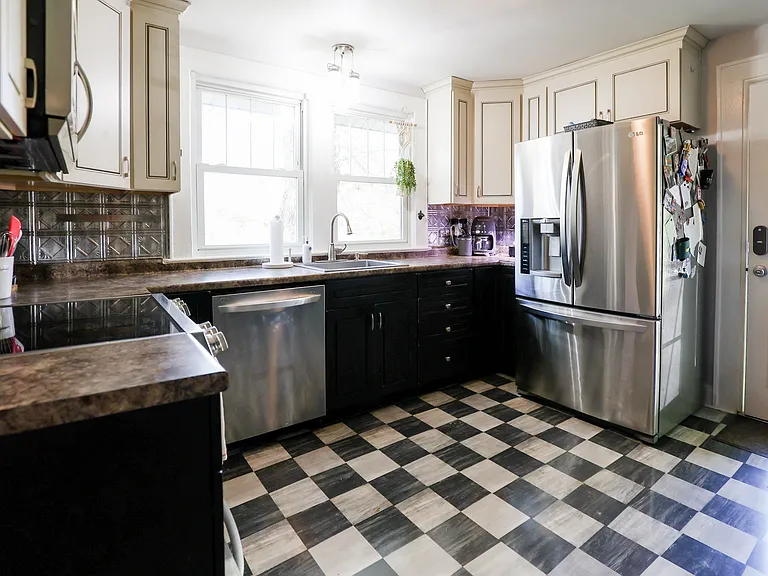 143 Keith Dr — Photo 29