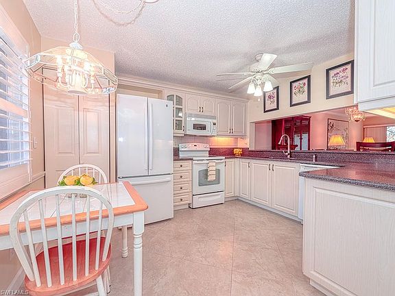 4th image of 6700 Dennis Cir APT 102