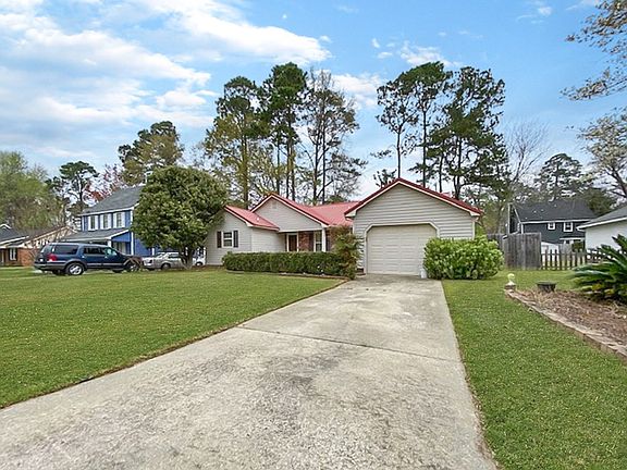 3rd image of 542 Palm Dr S