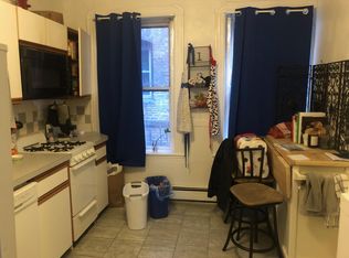 69 Phillips St APT 1, Boston, MA 02114