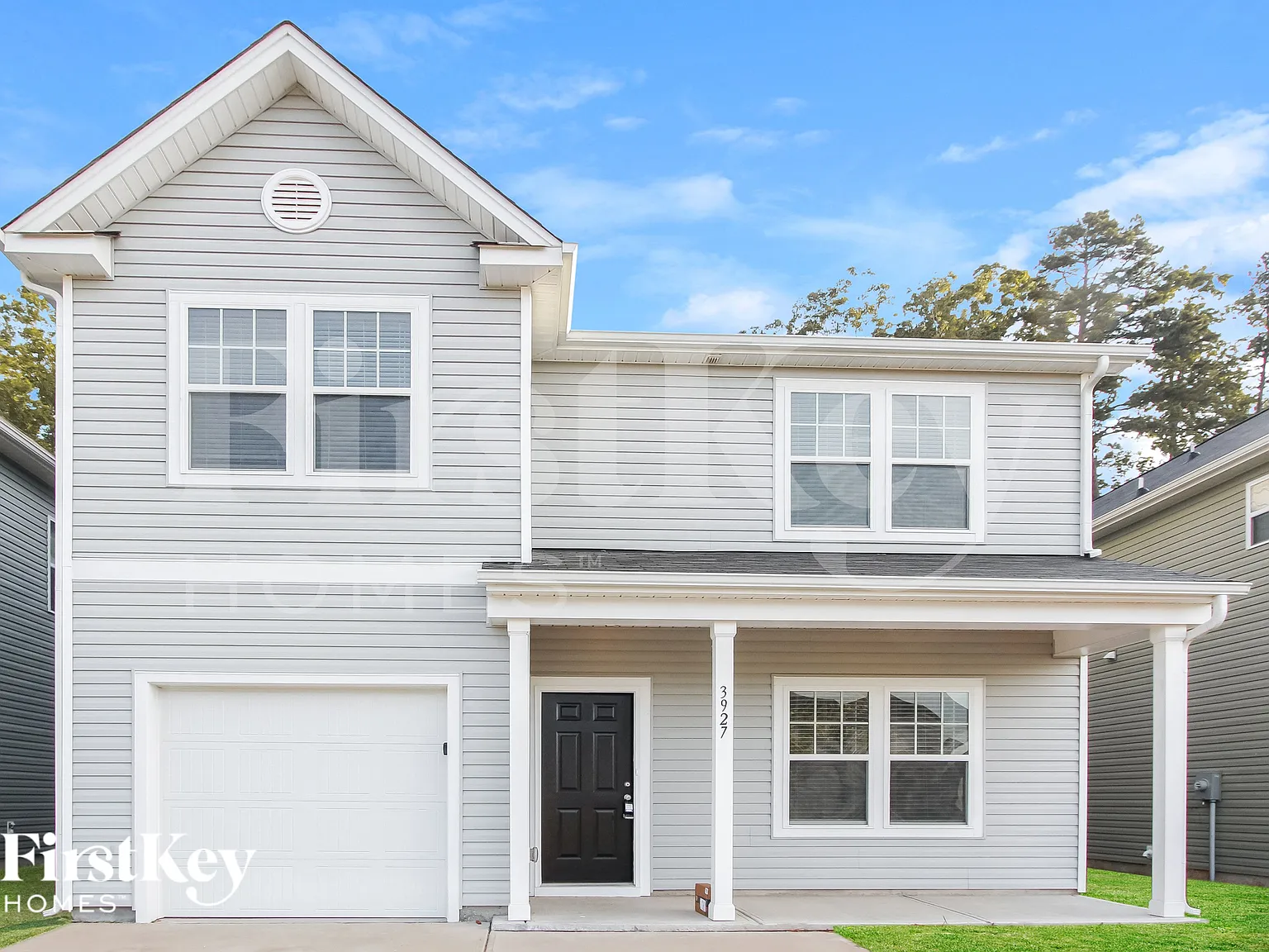 4 bed, 2.5 bath, 2040 sqft, $1,890 — Photo 1