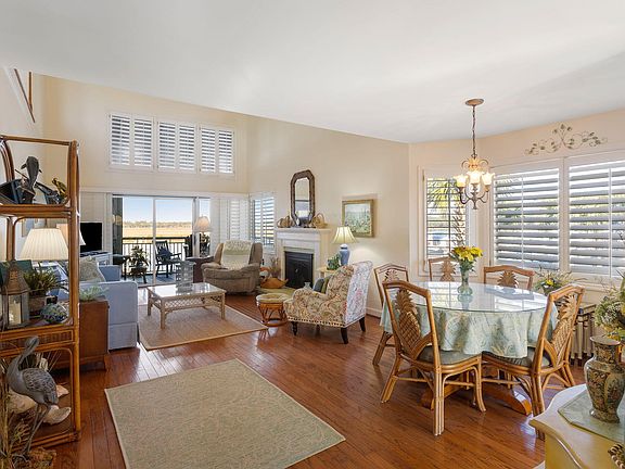 3rd image of 1915 Marsh Oak Ln