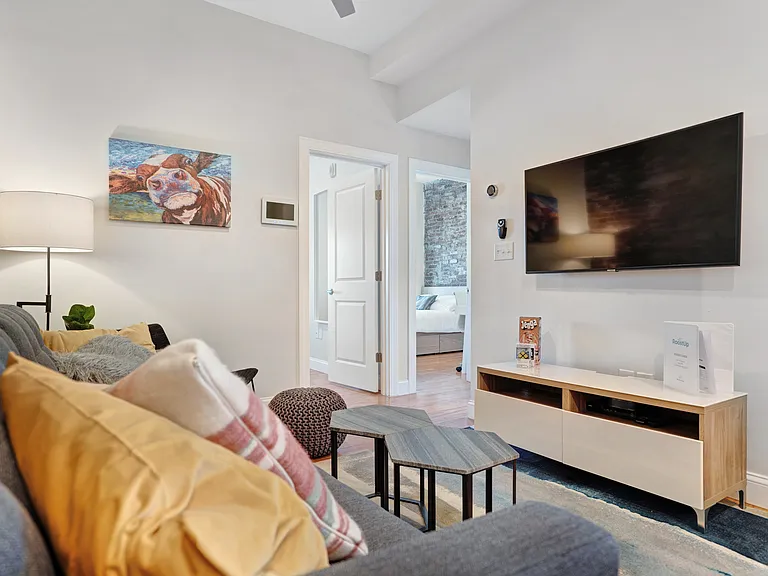 162 Cottage St #2B — Photo 7