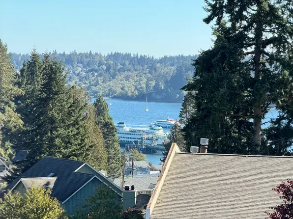 26435 Pennsylvania Ave NE #54, Kingston, WA 98346