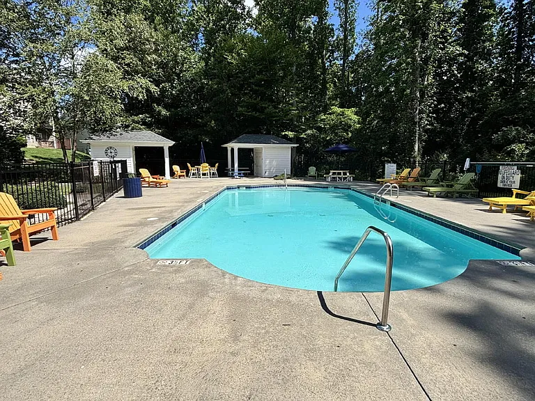 43 Foxden Dr #204 — Photo 24