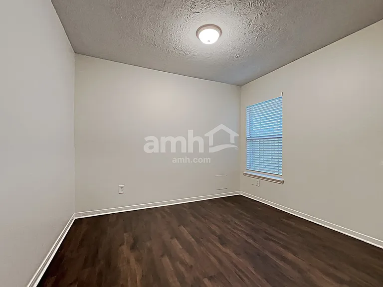 30114 Saw Oaks Dr — Photo 14