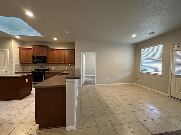 3rd image of 13022 Millstream Bend Ln