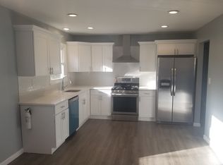 7 Brian Ct, Piscataway, NJ 08854