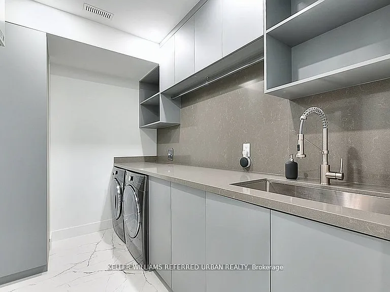 613 Harvie Ave — Photo 20