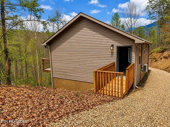 2nd image of 2912 Kettle Creek Way