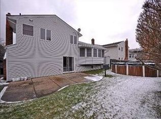 966 Gerry Ave, Lido Beach, NY 11561