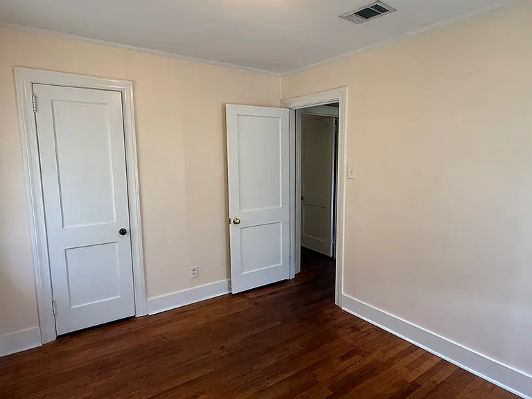 216 Stevens Dr — Photo 9