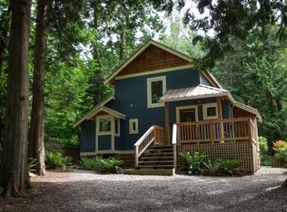 722 Claire Ln, Point Roberts, WA 98281