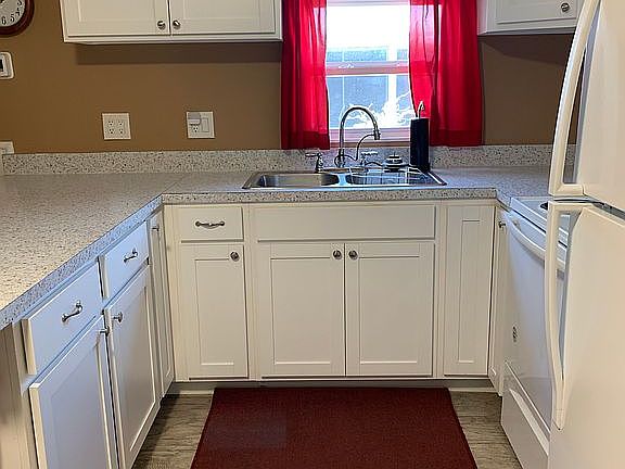 5th image of 570 57th Ave W #145