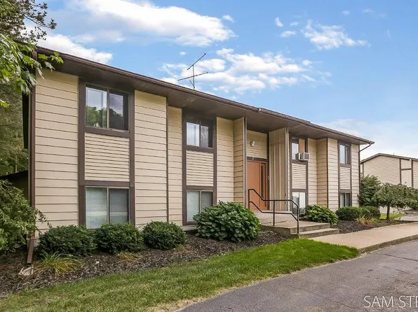 Pinetree Townhomes, 5526 Fillmore St #9580-C, Allendale, MI 49401