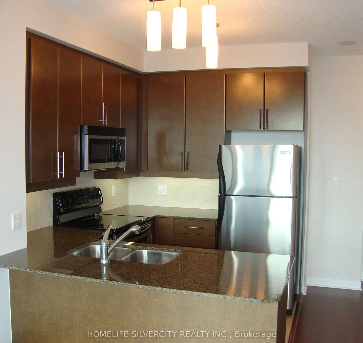 2 bed, $3,400 — Photo 1