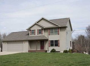 10057 Beardslee Rd, Perry, MI 48872