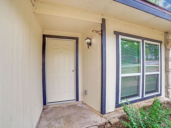 3rd image of 10506 Bounty Dr