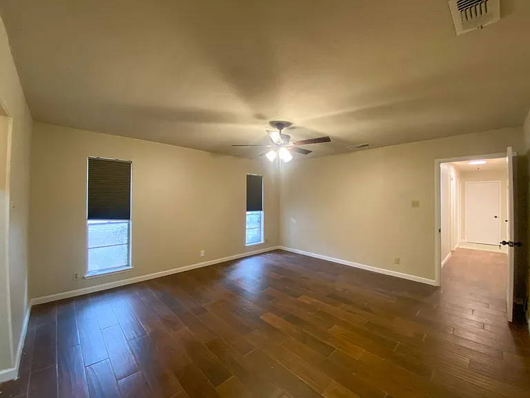 11039 Whisper Valley St — Photo 22