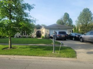 1006 Bette Ln, Glenview, IL 60025