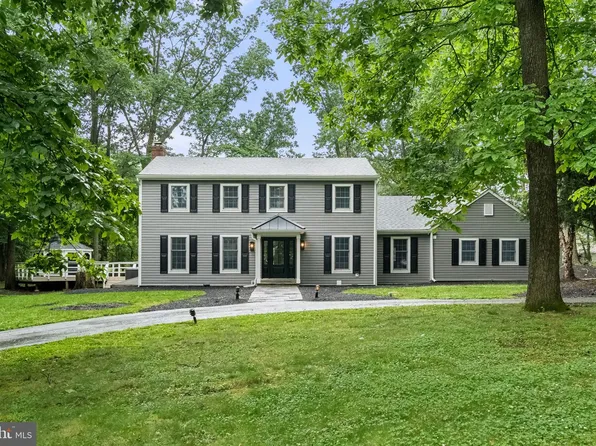 1105 Tinkerhill Ln, Malvern, PA 19355