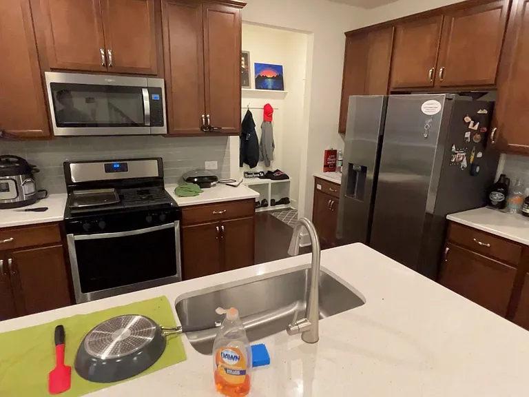 483 Clark Creek Ln — Photo 3