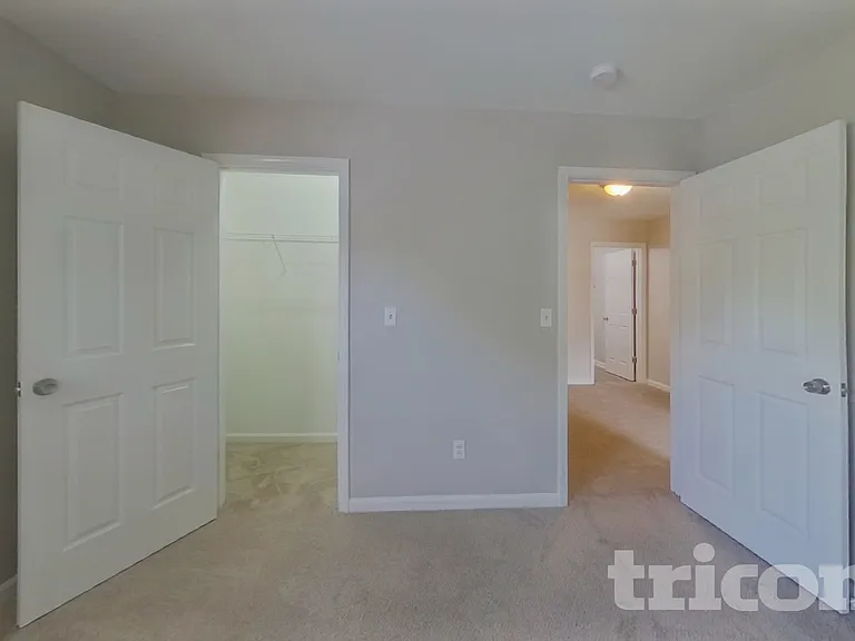 1810 Long Paw Ln — Photo 14