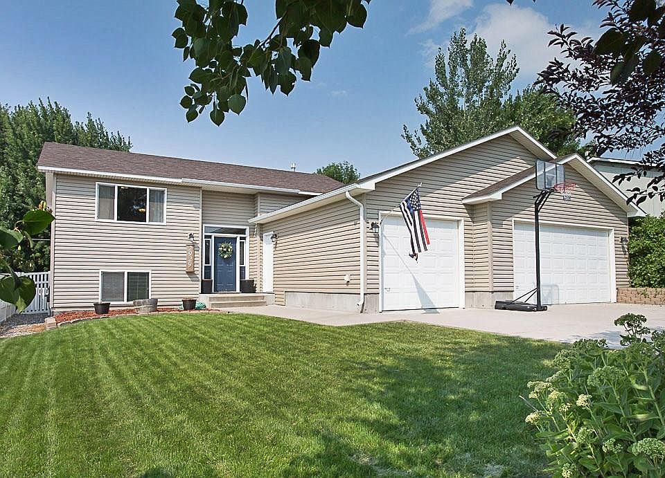 1st image of 2929 Alaskan Ave