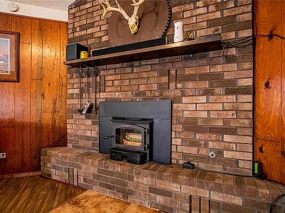 3rd image of 2603 W Oak St