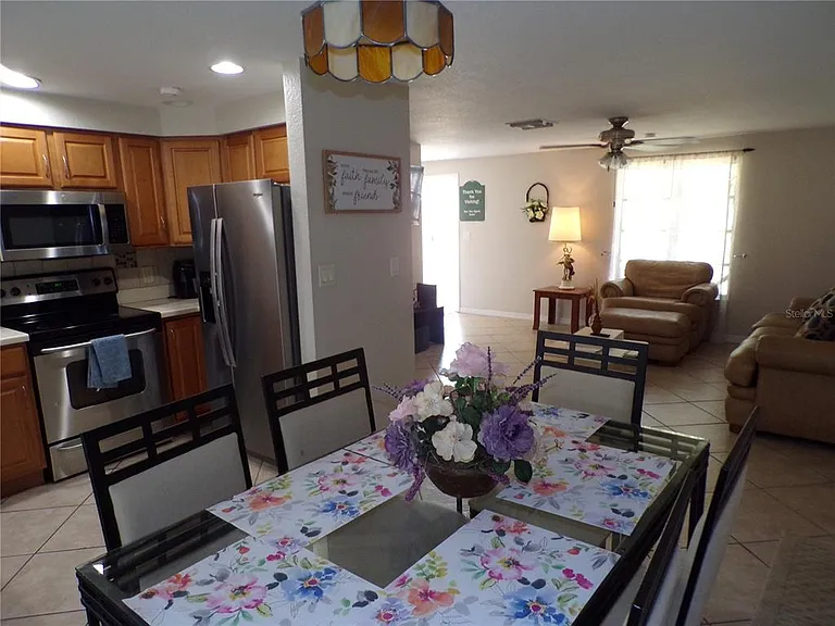 182 Chelsea Ct NW — Photo 6