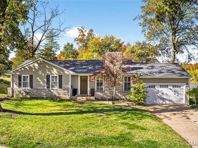 1515 Bridle Rd, Saint Louis, MO, 63119