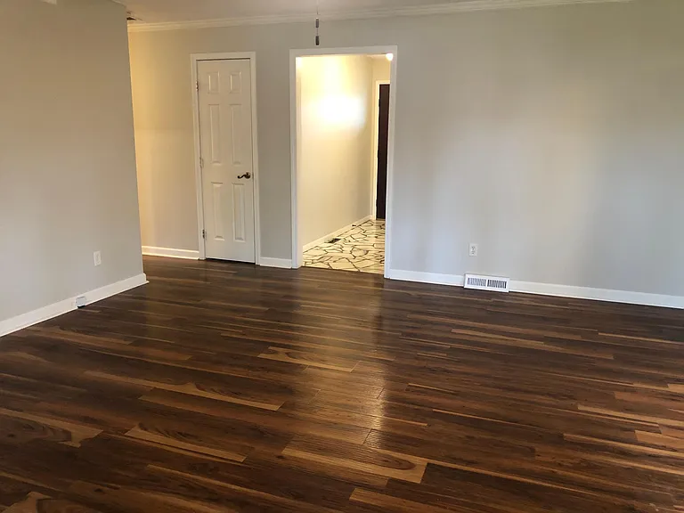 2799 W Buena Vista St — Photo 5