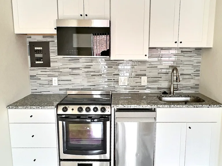 1027 Commonwealth Ave #24 — Photo 1