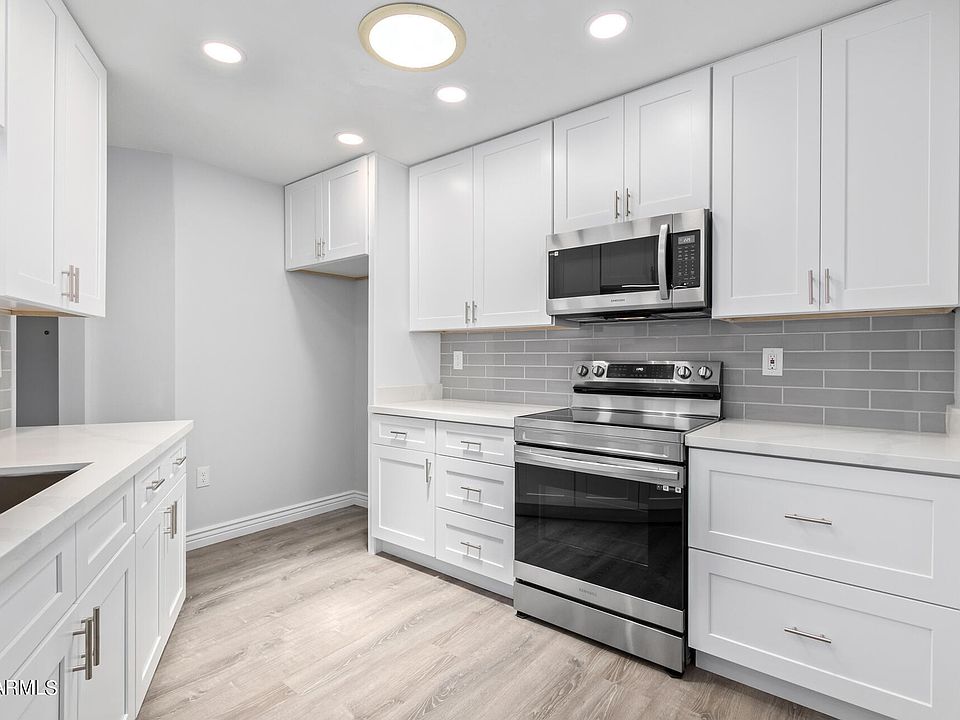 1st image of 13651 N 109TH Avenue