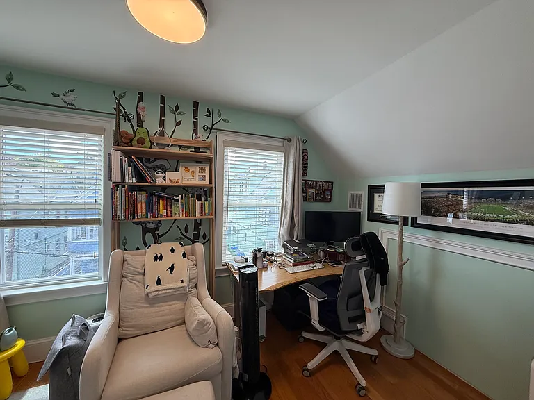 24 Shapley Ave #2 — Photo 18